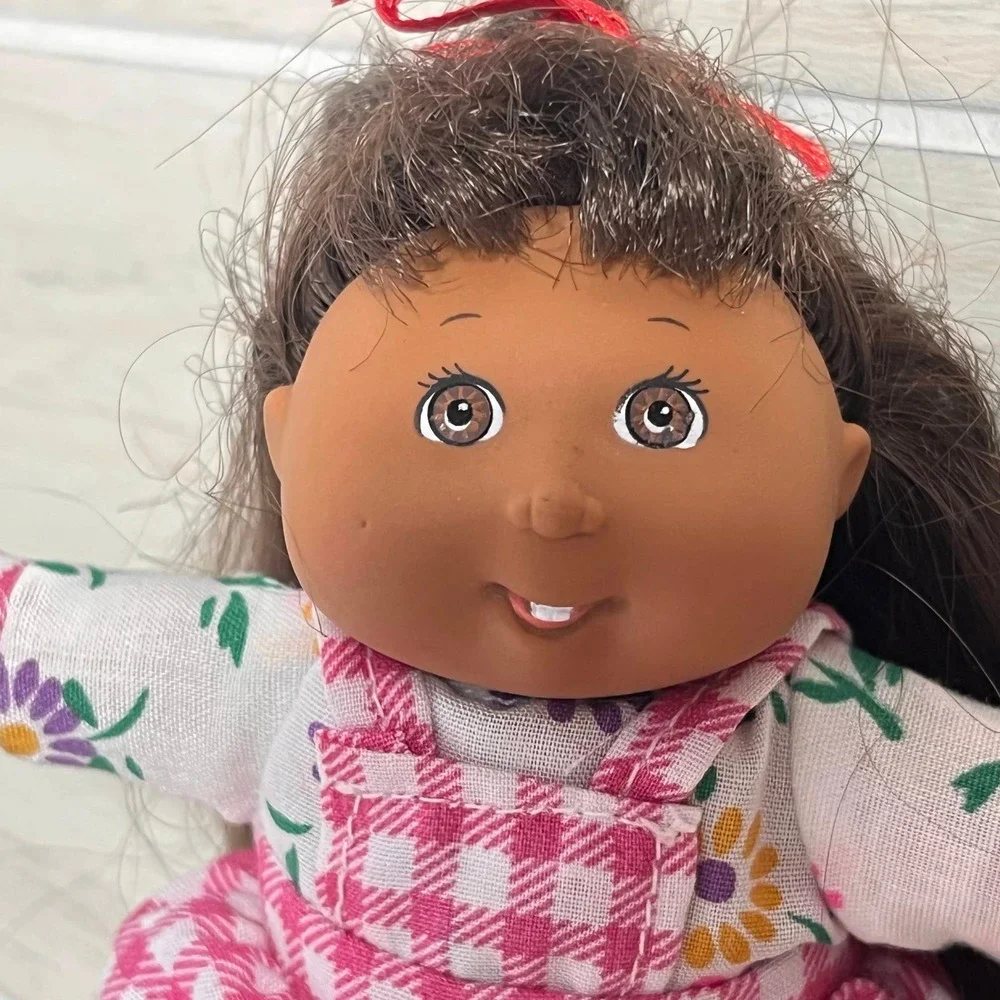 Cabbage Patch Kids measurement shown